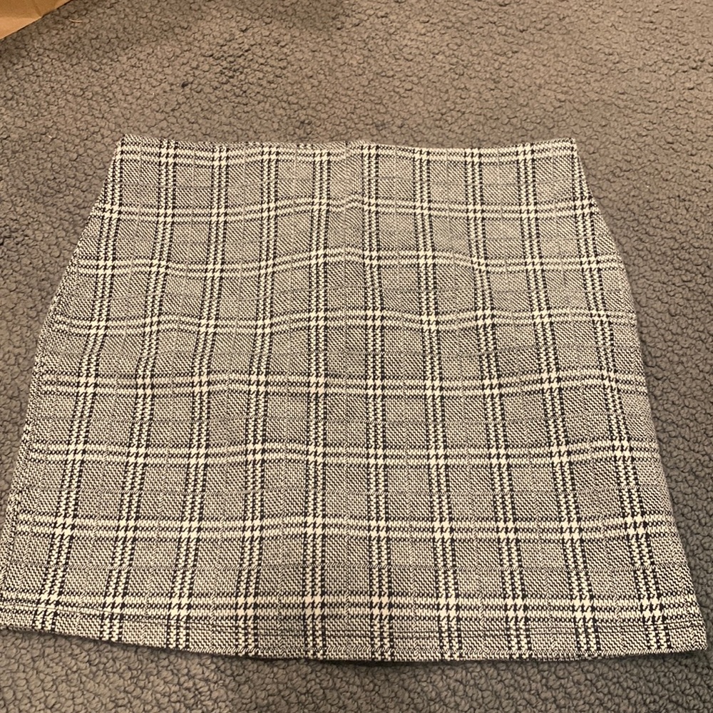 Forever 21 mini skirt. Size medium.